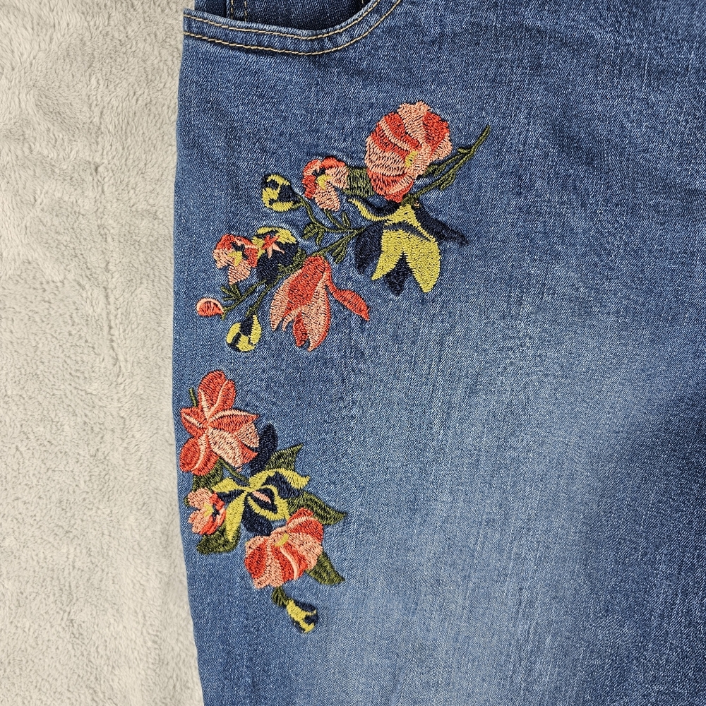 Woman Within Embroidered Floral Blue Jeans Women's Size 24W - Picture 3 of 11